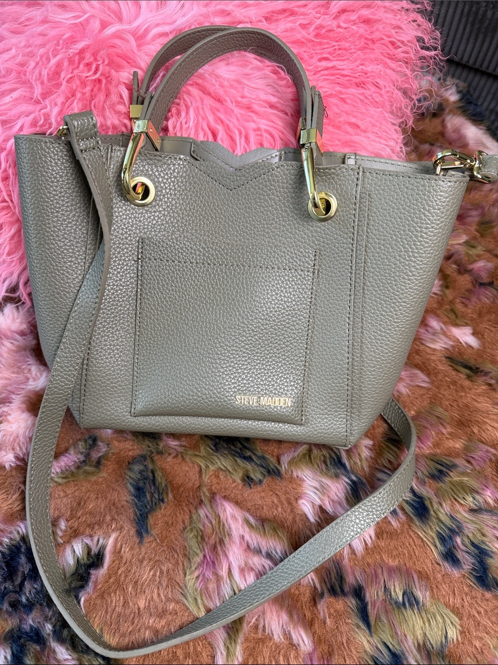 Steve Madden Green Pebbled Leather Satchel with Gold Hardware